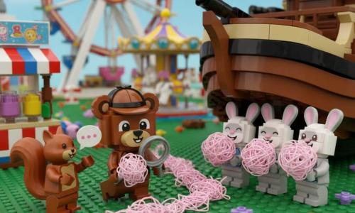 A small LEGO detective bear with soft brown fur, shiny round eyes, a brown detective hat and a silver magnifying glass kneels to pick up a sticky piece of pink cotton candy; three little LEGO bunnies, white and gray with pink noses and fuzzy whiskers covered in pink sugar strands, laugh and hold cotton candy balls while sitting under the hull of a large wooden pirate ship; a chatty red squirrel LEGO with a bushy tail smiles near a colorful candy stand to the left, watching; the scene is a bright LEGO fairground with a multicolored Ferris wheel, a colorful horse carousel, a red-and-white striped sweet stall, green tiled ground with flowers and confetti; main action: the detective bear follows a trail of pink fluff to the pirate ship and discovers the bunnies eating cotton candy, joyful scene with saturated colors and sticky sugar details.